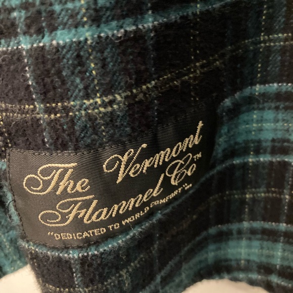 The Vermont flannel Co. button down shirt size XL - Picture 8 of 8